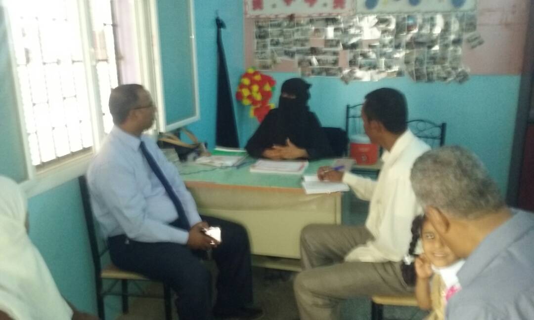 مدير عام مكتب التربية لحج يدشن اليوم الأول من الفصل الدراسي الثاني في مدارس المحافظة