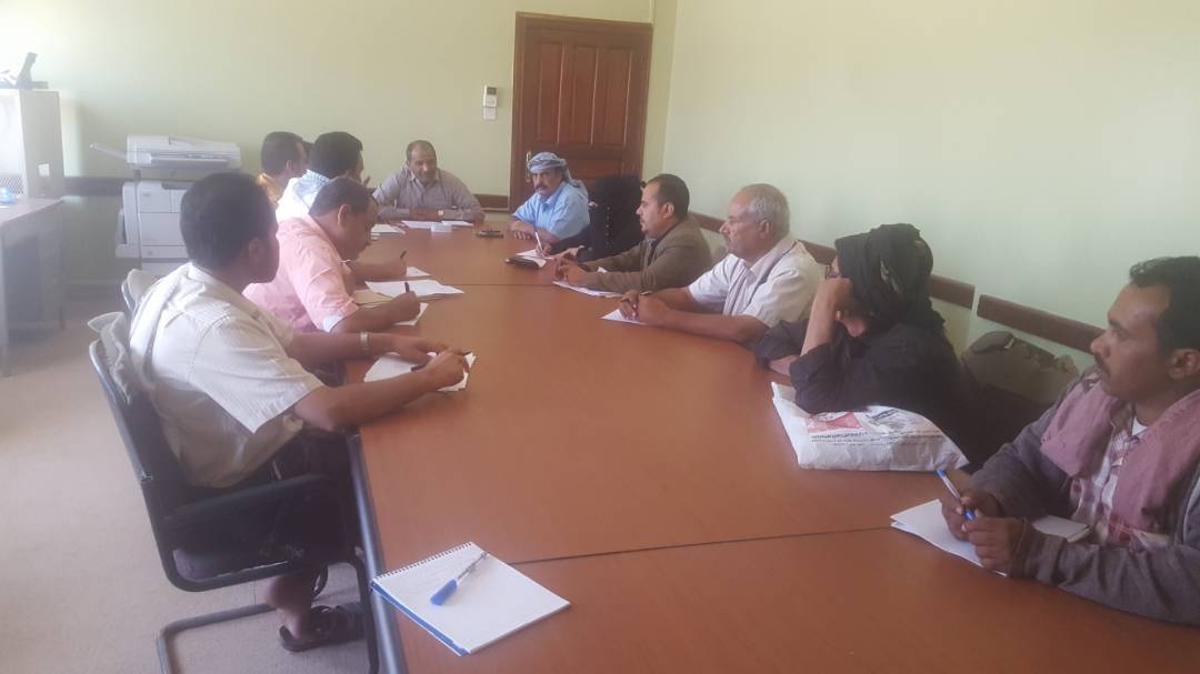 مدير مكتب التربية والتعليم بشبوة يعقد الإجتماع الأول للجّنة الفرعية للإمتحانات بالمحافظة