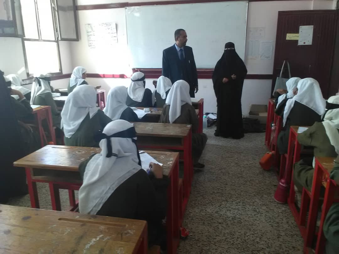 مدير عام التربية أبين يدشن امتحانات الفصل الأول في مدارس زنجبار