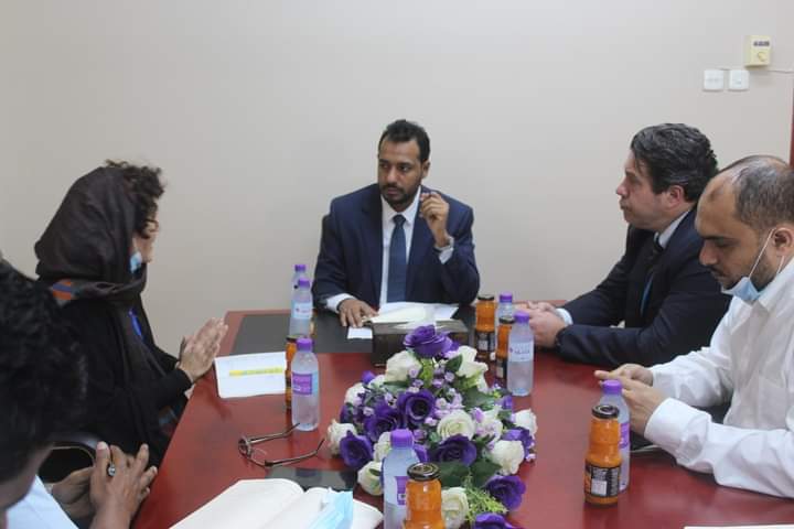 وزير التربية والتعليم يناقش مع منظمة اليونيسيف آليات عمل كتلة التعليم الوطنية باليمن