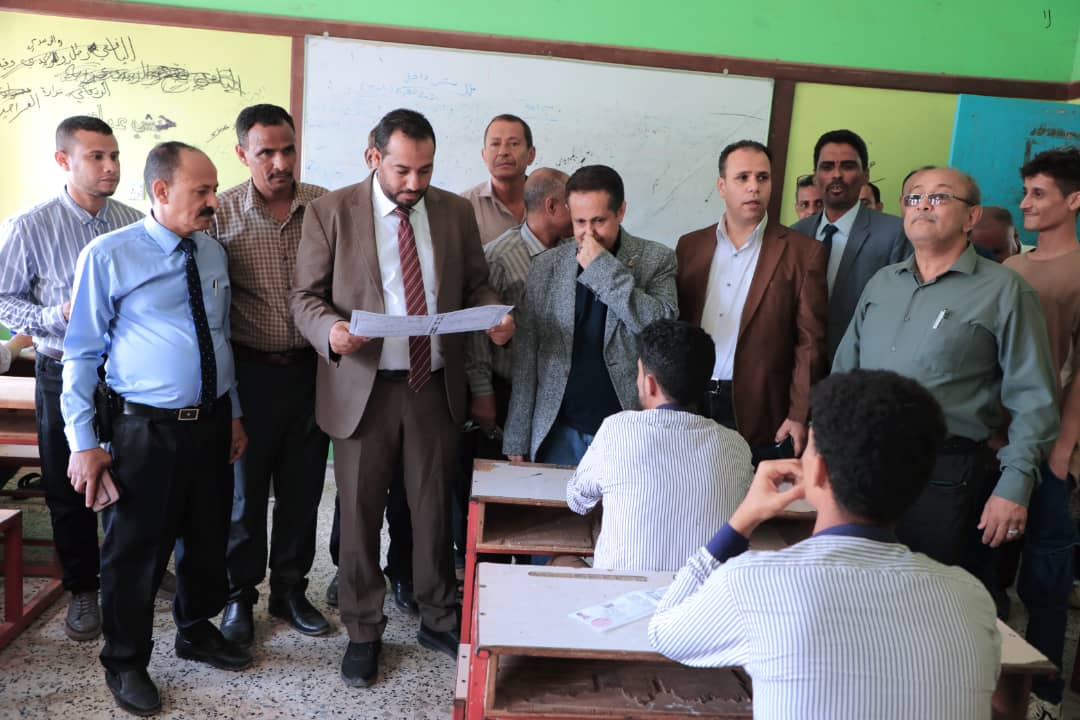 وزير التربية يدشن اختبارات شهادة الثانوية العامة في المحافظات المحررة