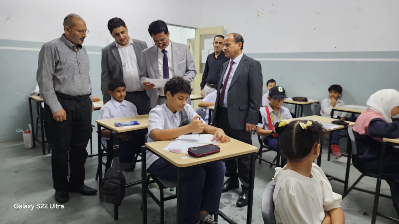 نائب وزير التربية والتعليم يُدشّن اختبارات النقل في المدرسة اليمنية بسلانجور
